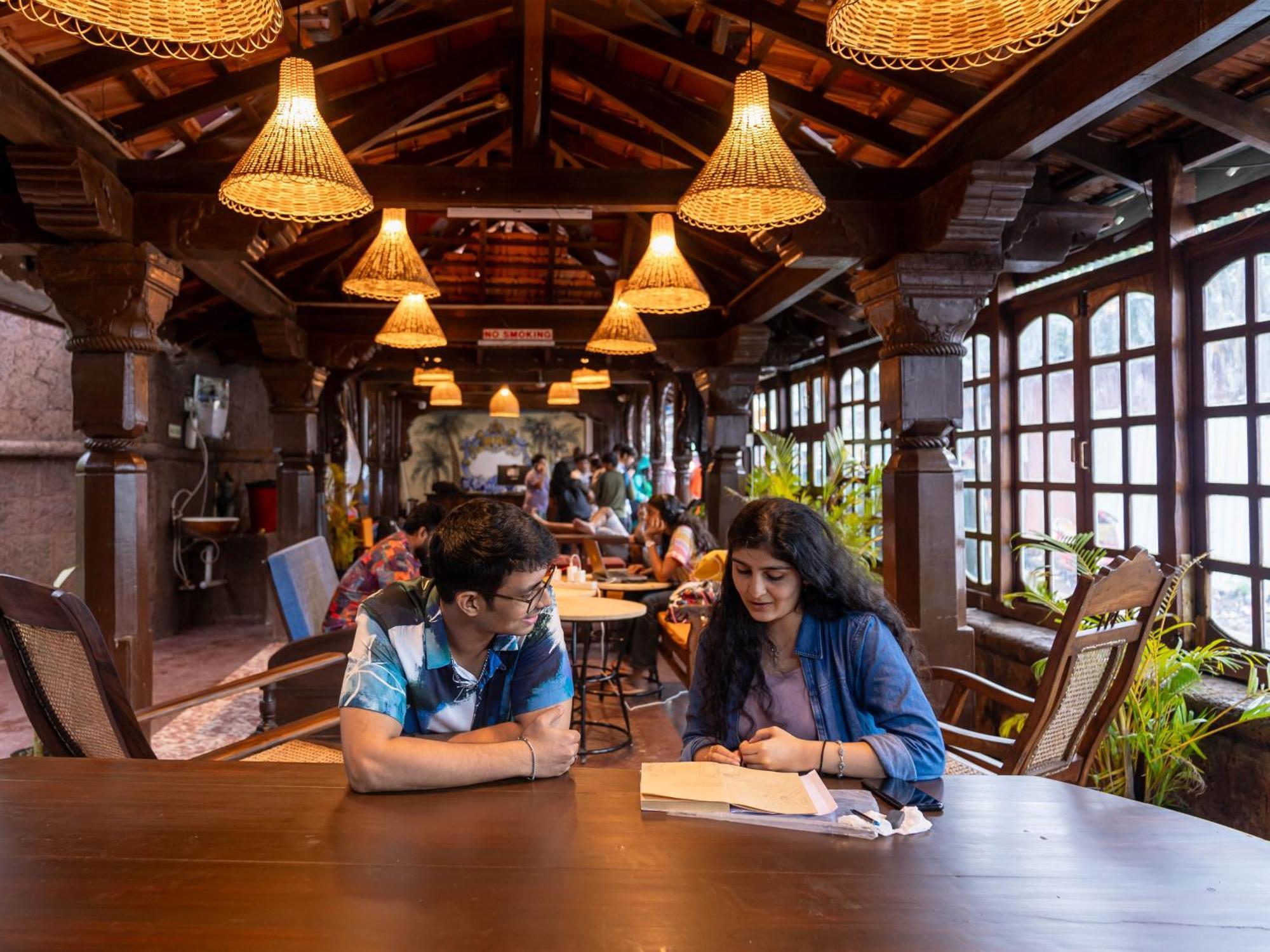 Madpackers Goa Anjuna - Bar エクステリア 写真