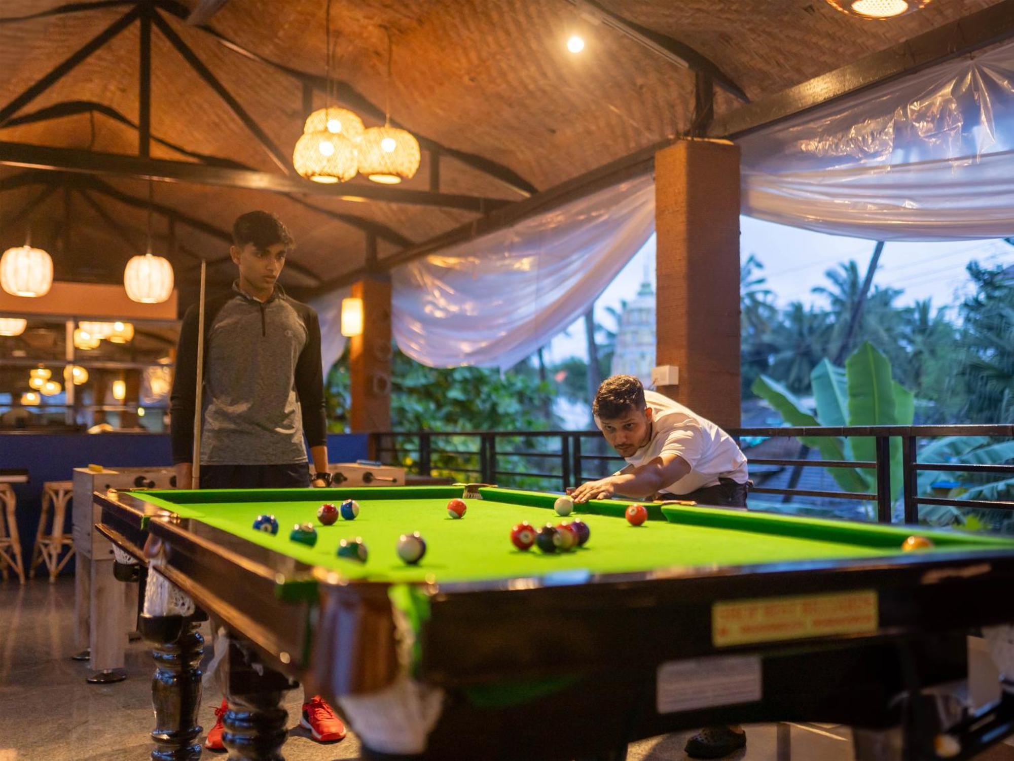 Madpackers Goa Anjuna - Bar エクステリア 写真