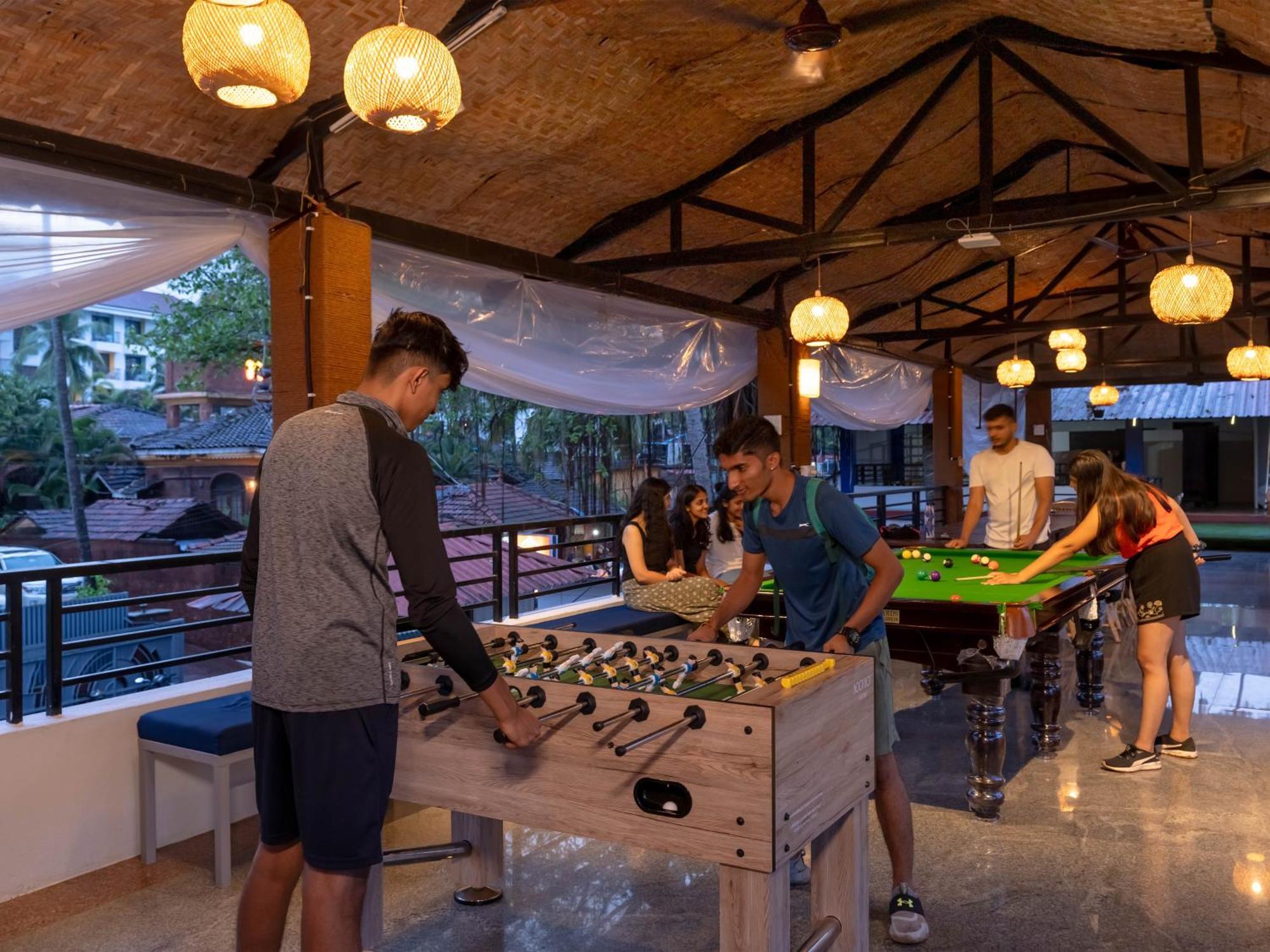 Madpackers Goa Anjuna - Bar エクステリア 写真